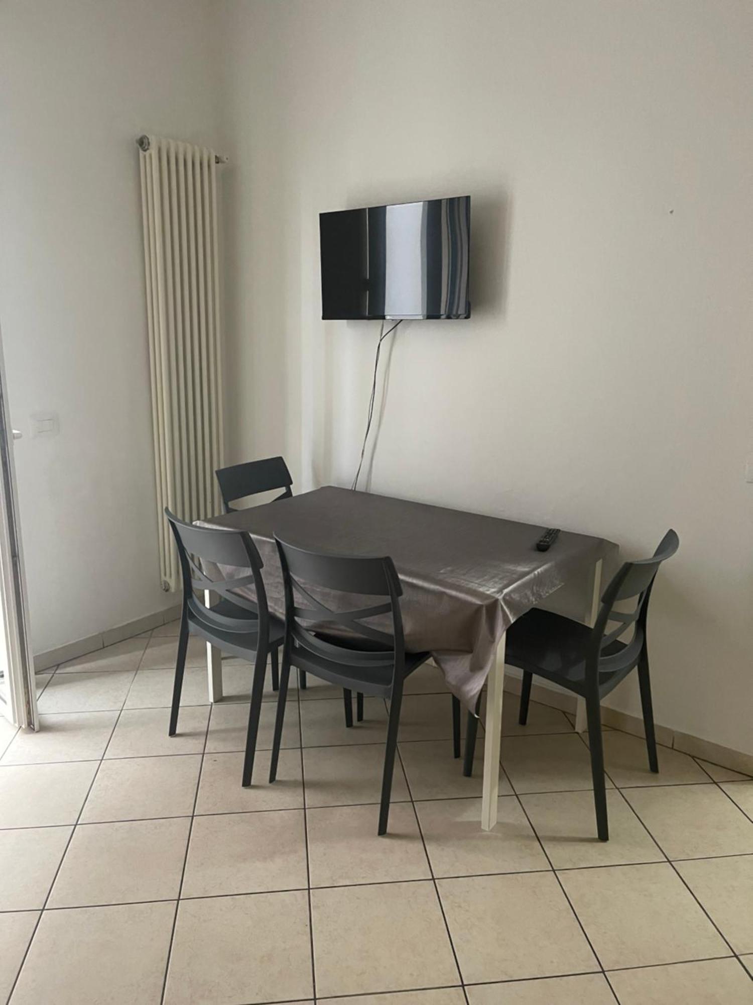 Residence Siesta Rimini Bagian luar foto