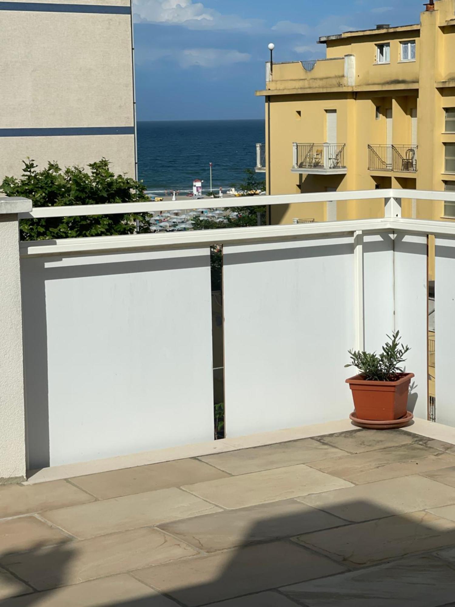Residence Siesta Rimini Bagian luar foto