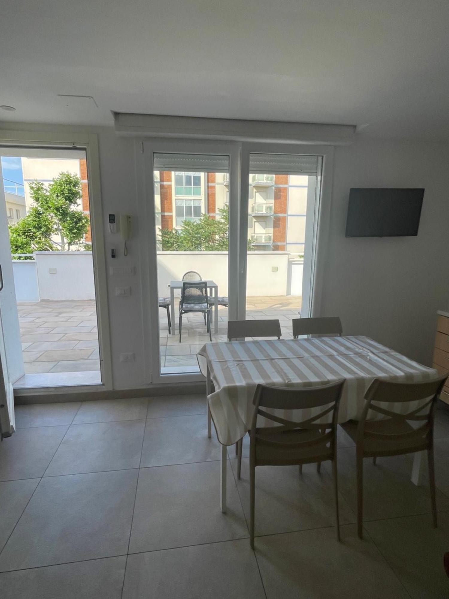 Residence Siesta Rimini Bagian luar foto